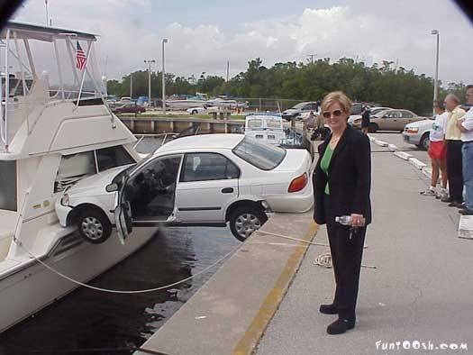 picture8-coche-hibrido-tierra-agua-accidente.jpg